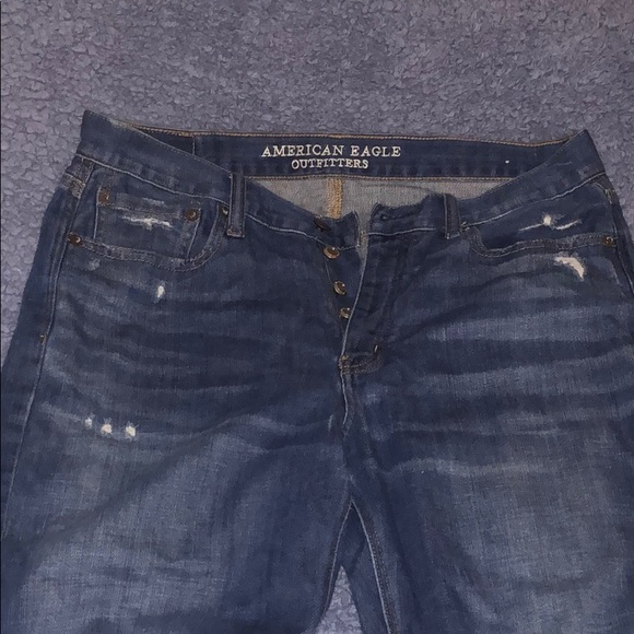 Distressed High Rise Mom Jeans - Picture 6 of 10